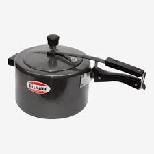 DIAMOND BLACK PRESSURE COOKER 5LTR
